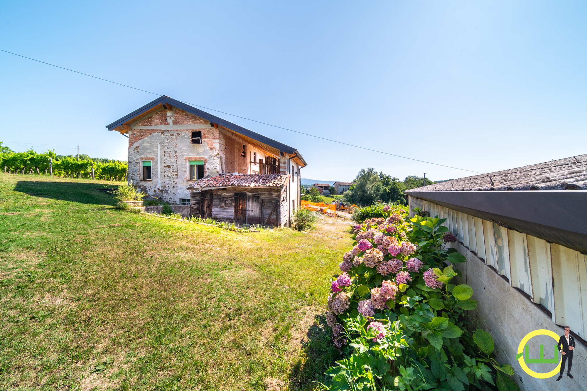 Media numero 3 di CASALE DA RESTAURARE IN CONTESTO DA SOGNO A NOAX