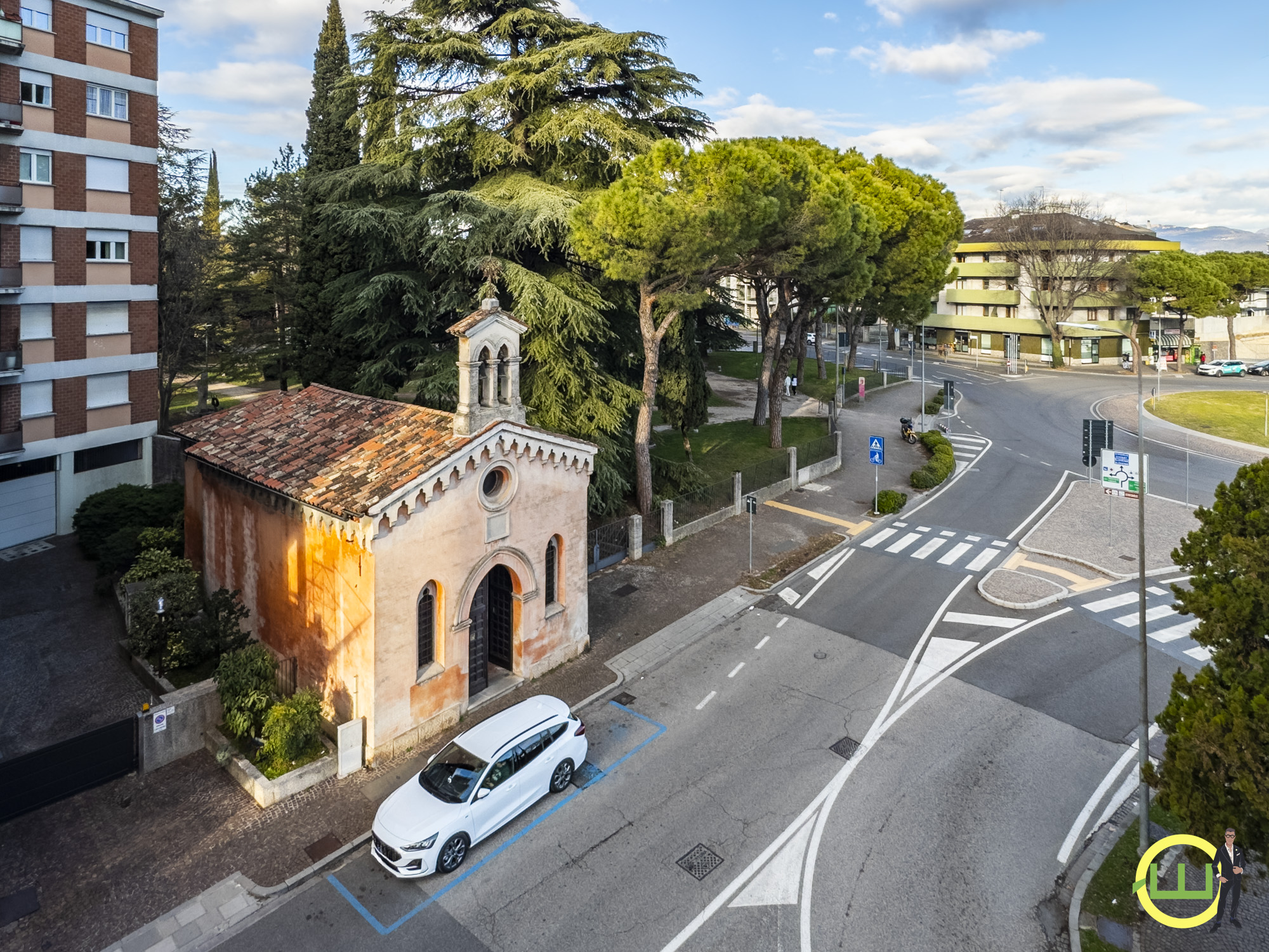 Media numero 20 di SPETTACOLARE APPARTAMENTO CENTRO UD