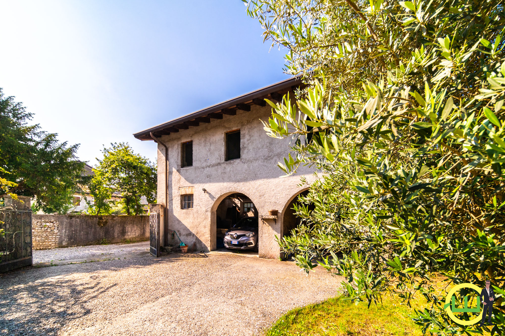 Media numero 24 di DIGNANO CASA RISTRUTTURATA DAL SAPORE VINTAGE!