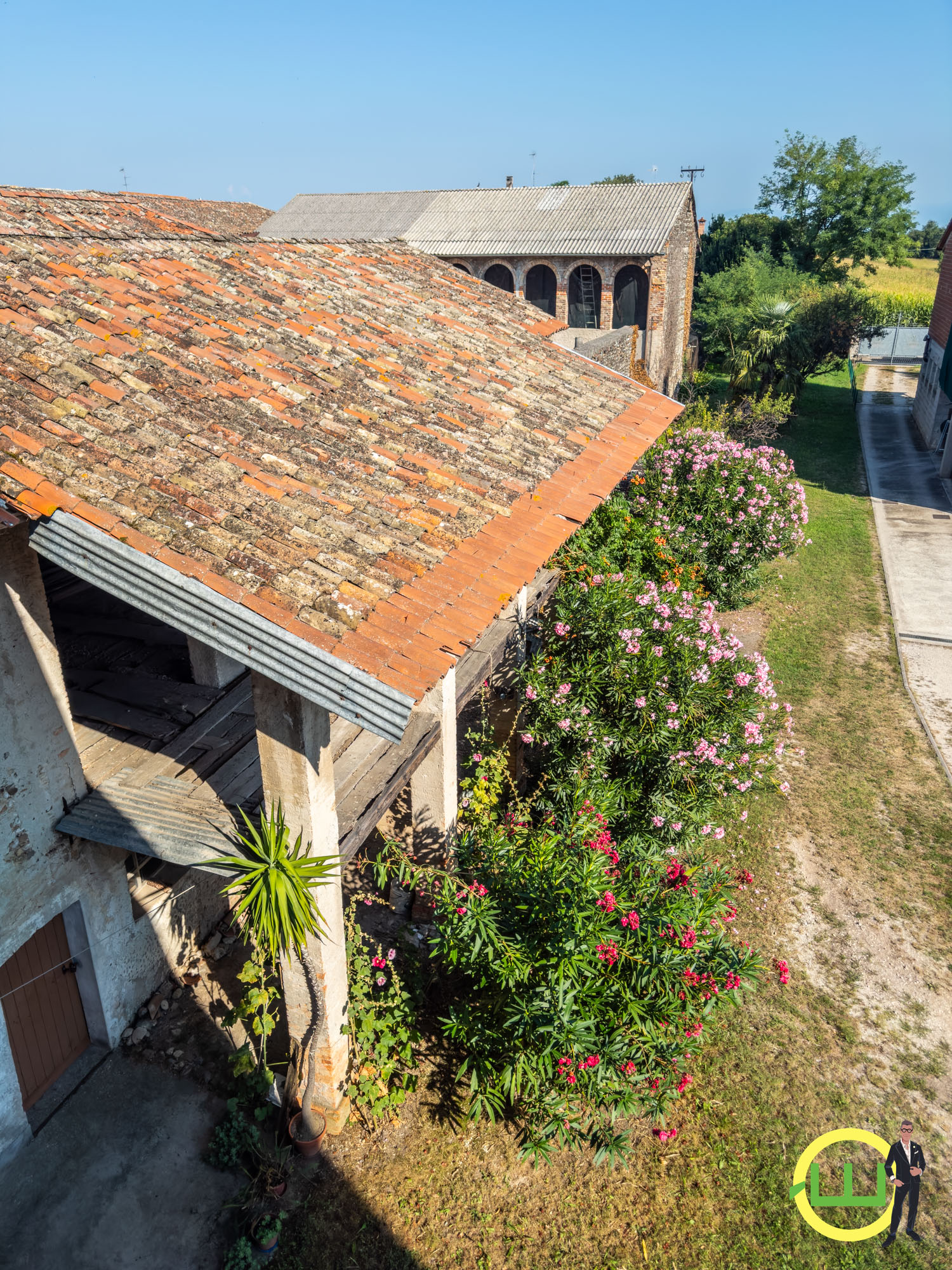 Media numero 36 di CARATTERISTICO TERRATETTO CON AMPIO GIARDINO A NESPOLEDO